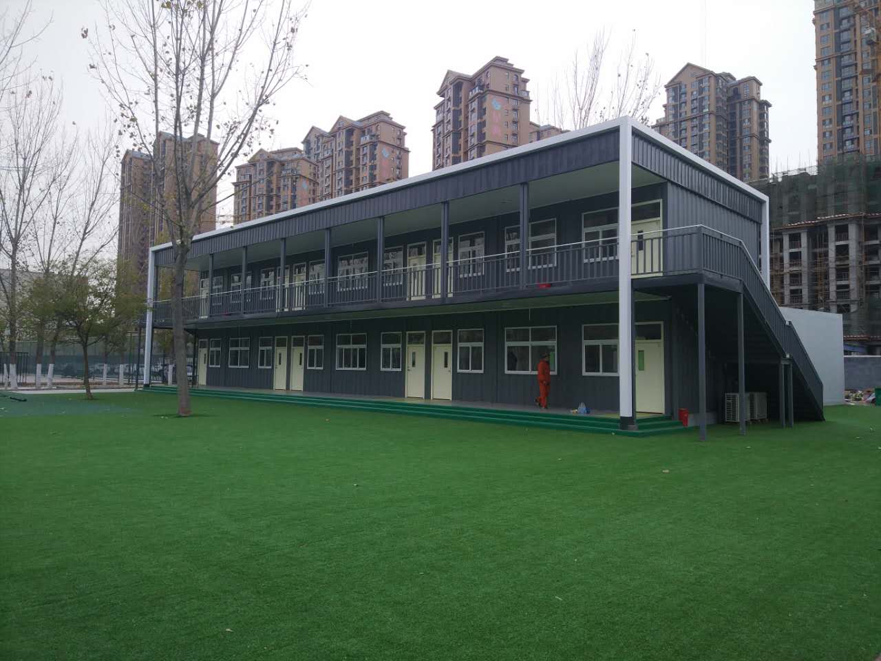 新乡世青国际小学 特色集装箱教室